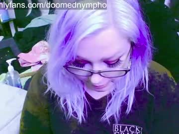 girl cam all day doomednympho image #3006145