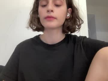 girl cam all day wonderland_stia image #7946248