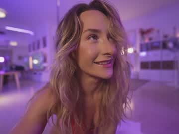 girl cam all day hannahjames710 image #4759493