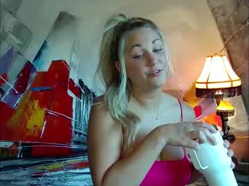girl cam all day piercedgamer image #4928709