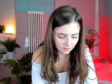 girl cam all day cutie_pearl image #2800277