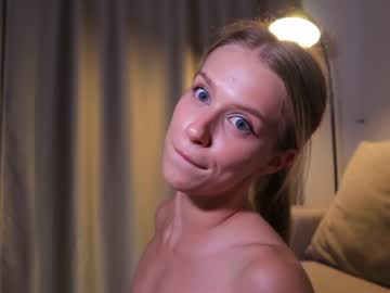girl cam all day ella_twinkle image #7318393
