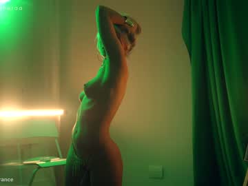 girl cam all day artmosphera image #5102280