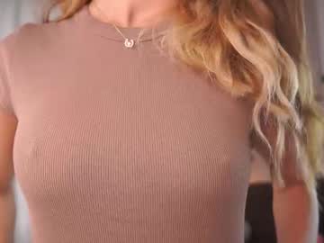 girl cam all day little_poetry image #9464596