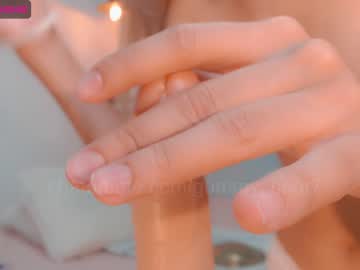 girl cam all day gummy_bear7 image #1322715