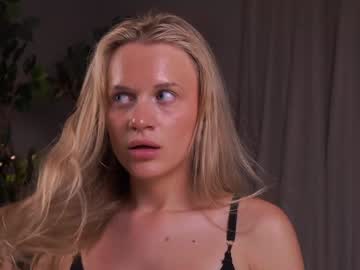 girl cam all day elswythalgood image #8471440