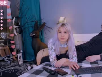 girl cam all day careful_i_bite image #3681282