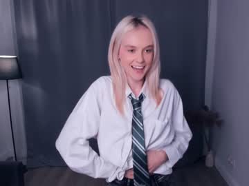 girl cam all day sellar_moon image #5600171