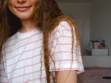 girl cam all day ambertan1 image #2203503