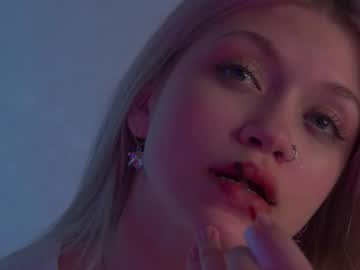 girl cam all day cutiebootiee image #9299407