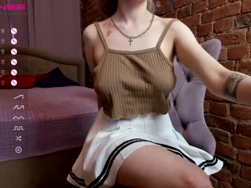 girl cam all day eve_woods image #2125543
