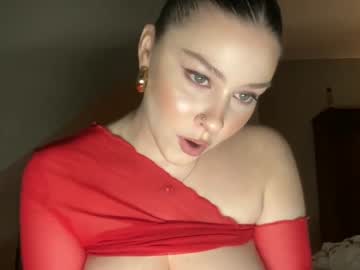 girl cam all day novavangogh image #5691481