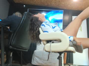 girl cam all day daily_stories image #5147412