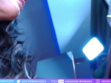 girl cam all day siclianprincess image #7339397