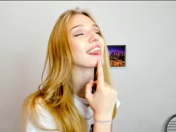 girl cam all day nobarbie image #5025421