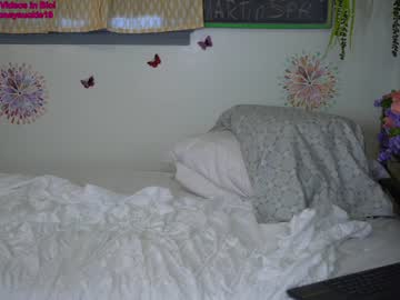 girl cam all day 19honeysuckle image #1890077