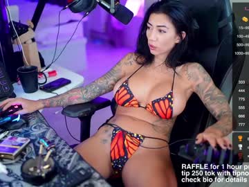 girl cam all day evelyne92 image #7609441