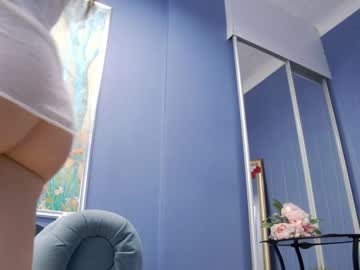 girl cam all day kriskras__ image #6374978