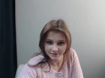 girl cam all day relax_nina image #222353