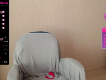 girl cam all day yoliverse image #1900827