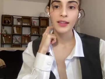 girl cam all day wonderland_stia image #5729178