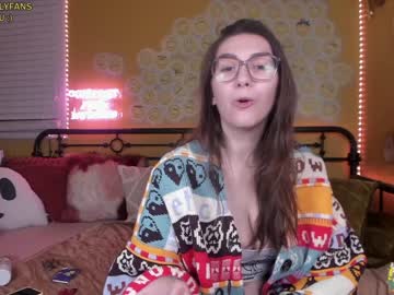 girl cam all day daydreamur_gurl image #630018
