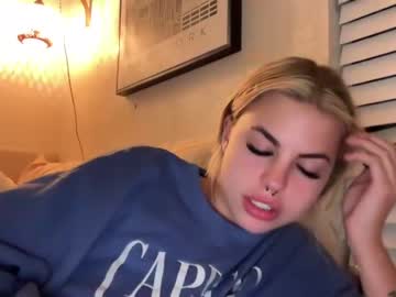 girl cam all day cxbraj image #6064947