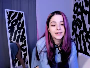girl cam all day ainamil image #3287304