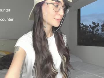 girl cam all day lonelly_lolly98 image #7184893