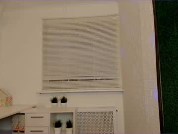 girl cam all day elisa_oliver image #574355
