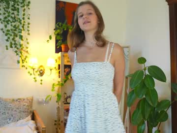 girl cam all day eli_sun image #9718359