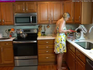 girl cam all day 19honeysuckle image #4383971