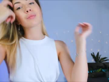 girl cam all day emmi_rosee image #4011917