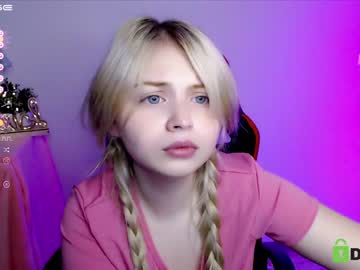 girl cam all day shy_blondiee image #3899716