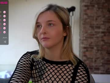 girl cam all day lucydelovely image #4916792