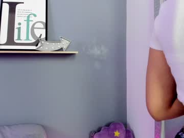girl cam all day saschaholmen image #3079896