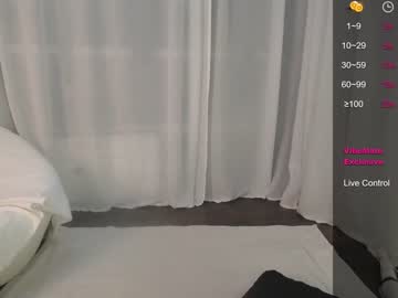 girl cam all day eevie_moon image #4266969