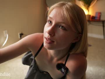 girl cam all day bestblondiiecb image #9424435