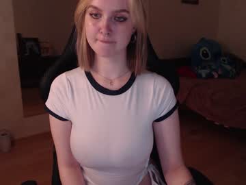 girl cam all day lovely_kisses image #2669245