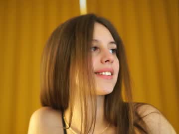 girl cam all day plump_bums image #1648915