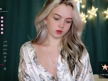 girl cam all day small_blondee image #5125518