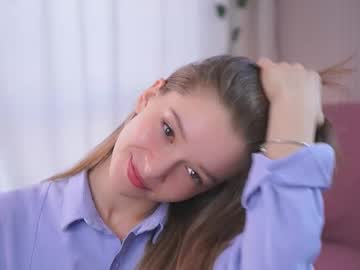 girl cam all day little_poetry image #8998274