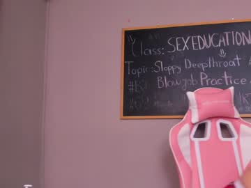 girl cam all day amedeeabanks image #7631152