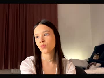 girl cam all day emilybatee image #4197379