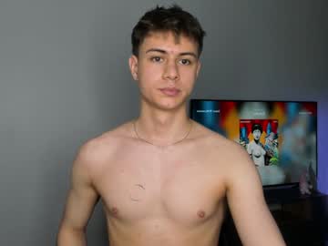man cam all day lance_belll image #8678114