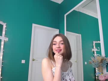 girl cam all day adelewilson__ image #1370751