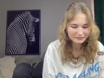 girl cam all day pae0n1a image #2747013