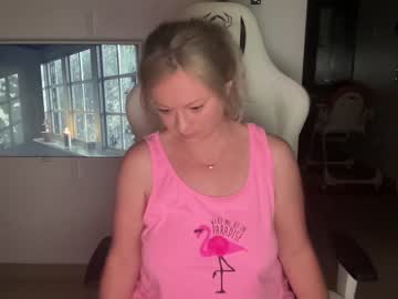 girl cam all day kiradivine image #2565970