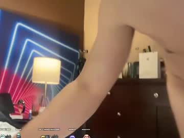 man cam all day white_latino1 image #8319170