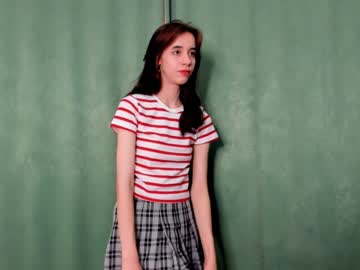 girl cam all day elleweaver image #4436589